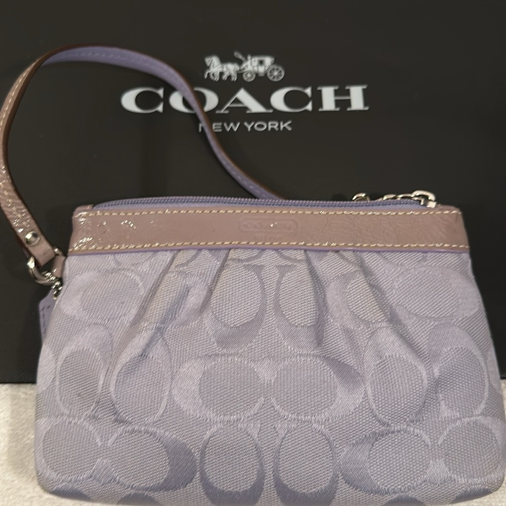 Coach lavender Wristlet Bag - Picture 6 of 6